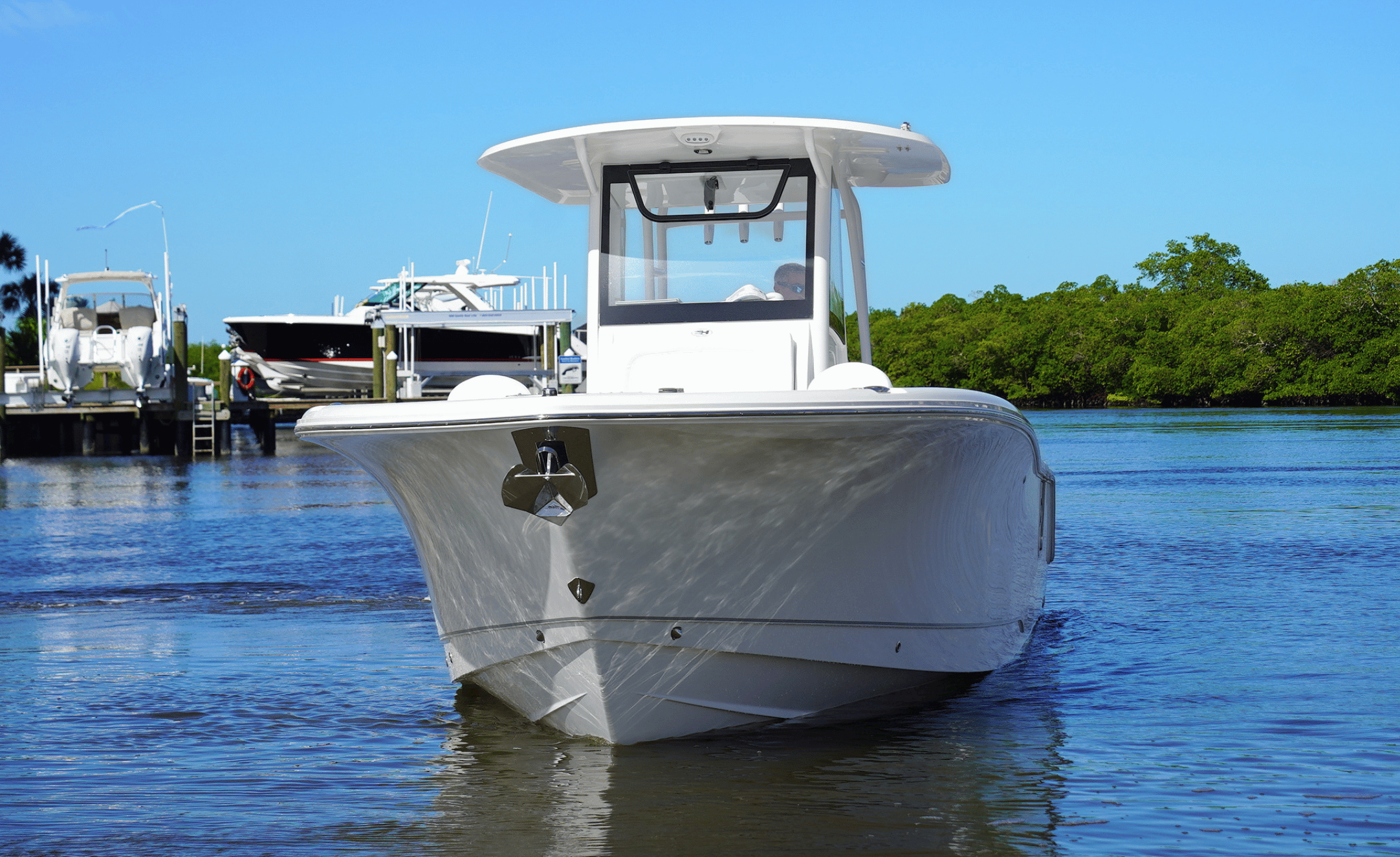 2027 SEA HUNT ULTRA 305SE - Image 4