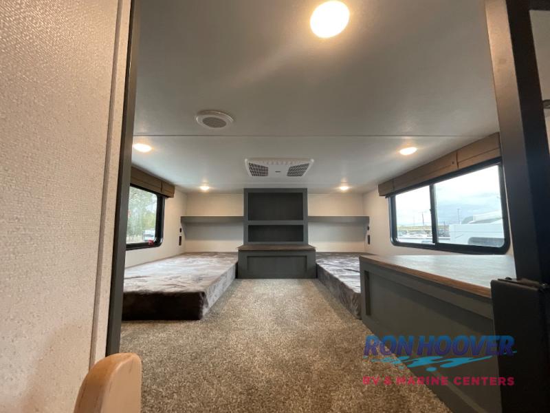2026 PALOMINO PUMA 420LFT - Image 18