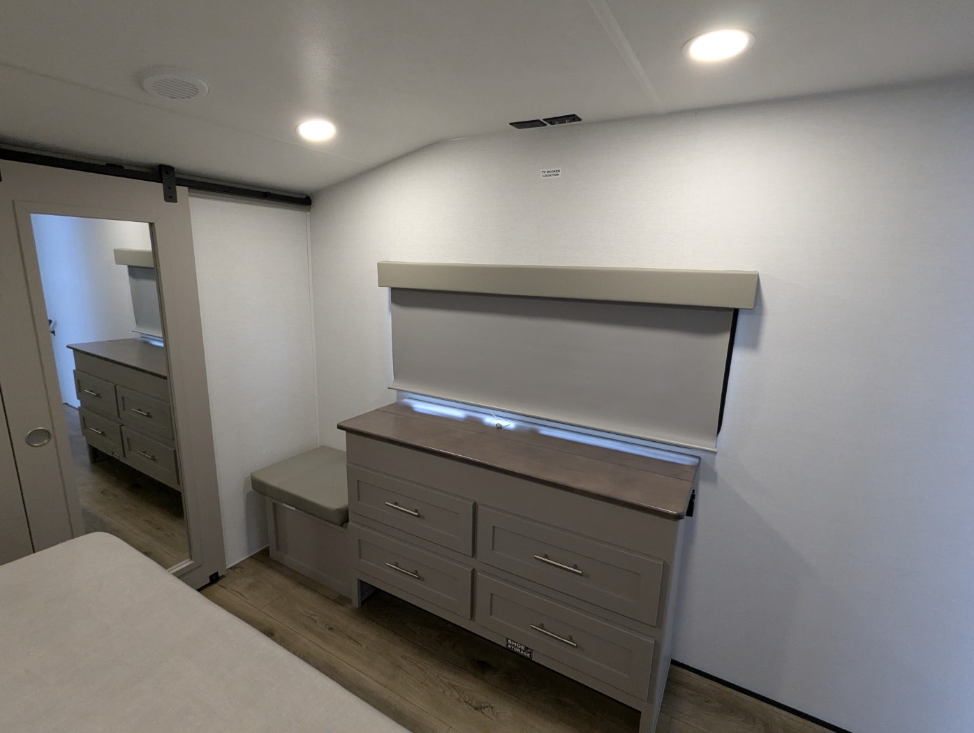2026 Alliance RV Avenue 32RLS - Image 10