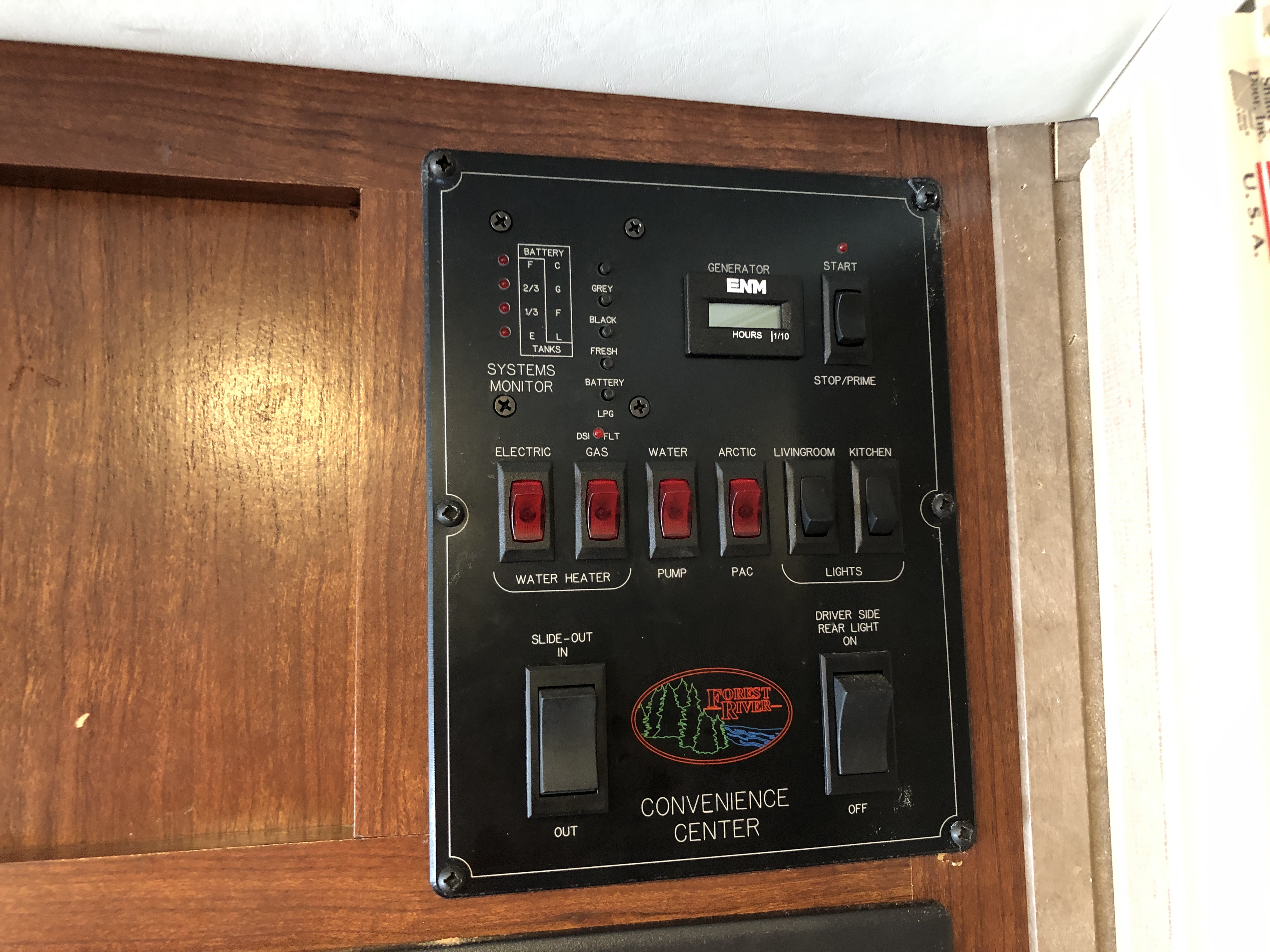 2016 Forest River SUNSEEKER 2400WS - Image 16