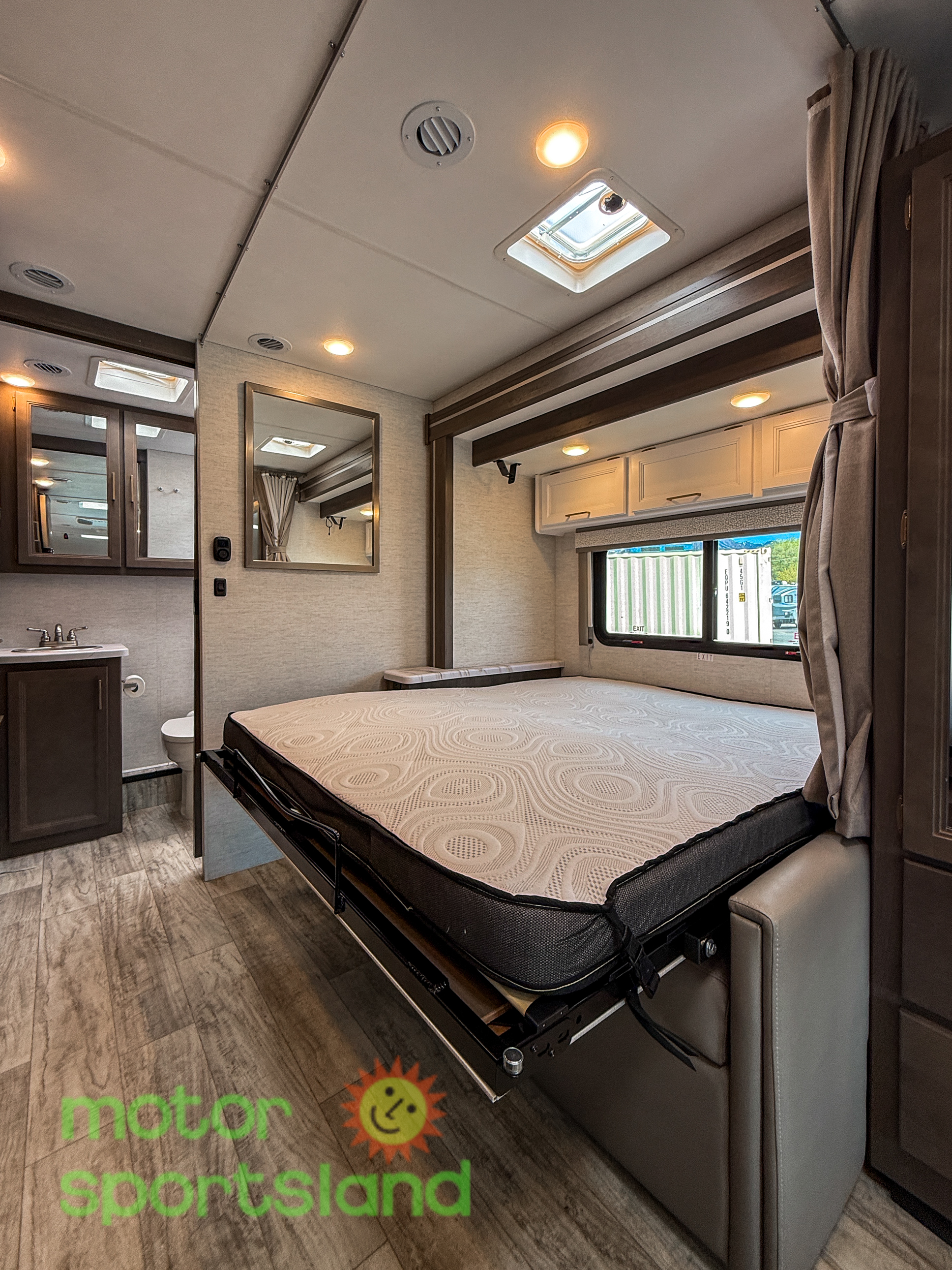 2025 Thor Motor Coach Chateau 27P - Image 58