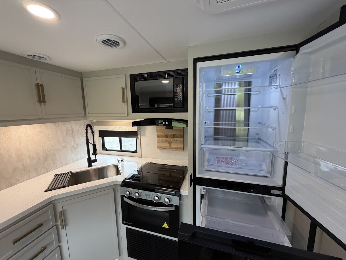 2027 VENTURE RV STRATUS 261VRB - Image 38