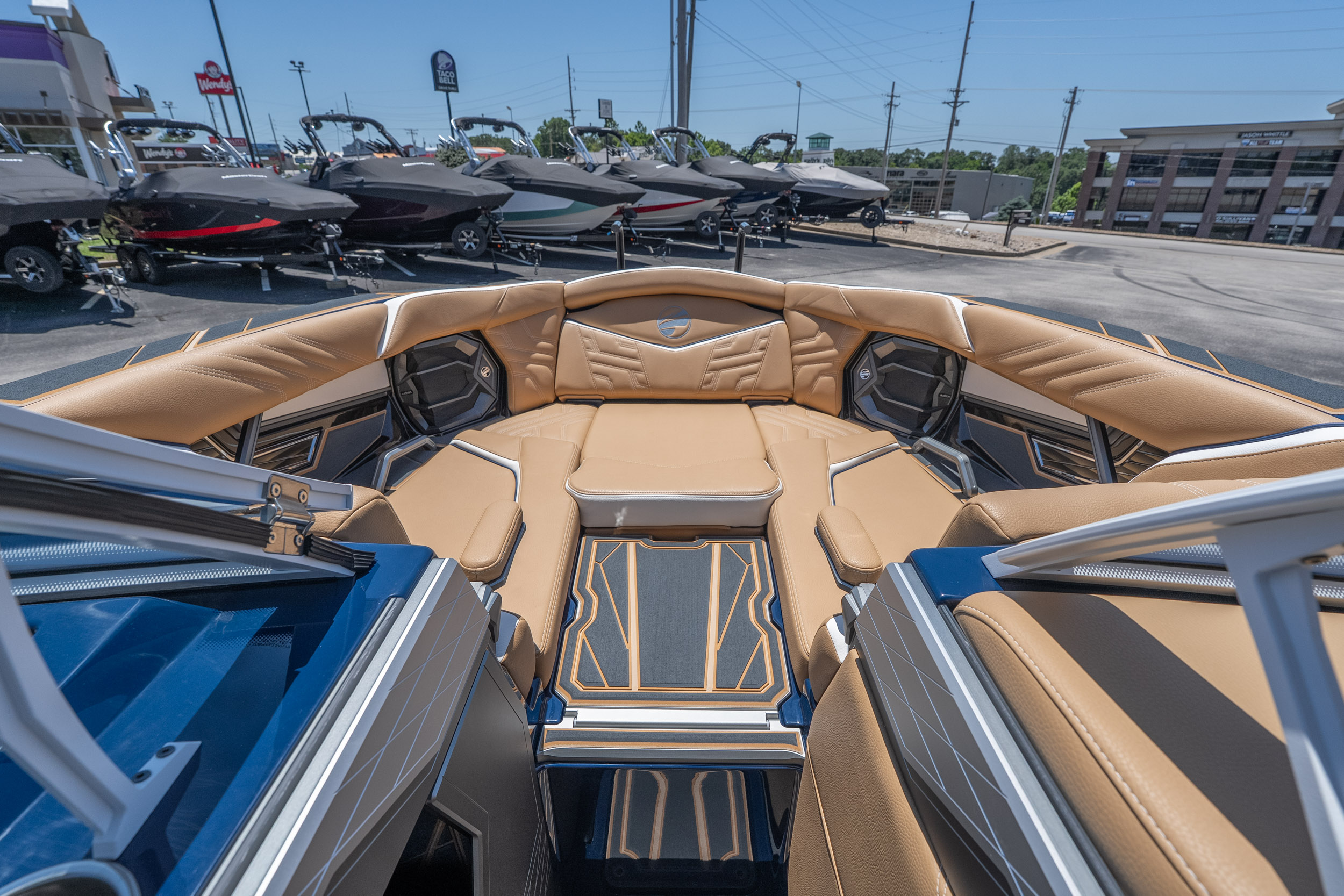 2026 Tigé Ultré 23ZX - Image 17