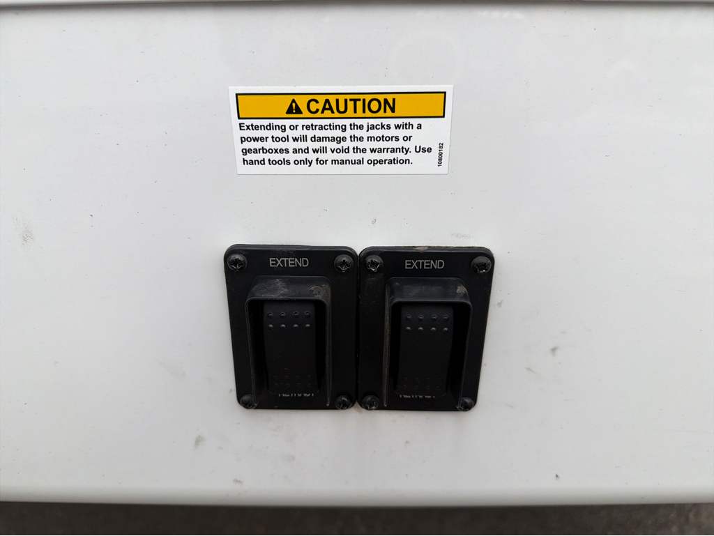 2026 VENTURE RV SIENNA 293VIK - Image 10