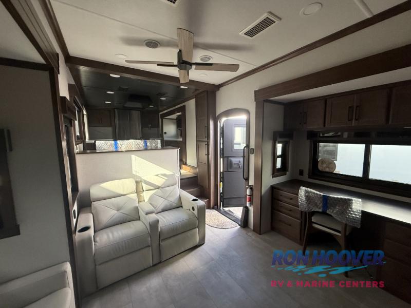 2025 FOREST RIVER 421FK - Image 151