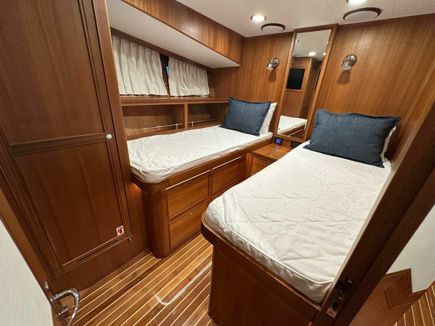 2023 Marlow Explorer 66E - CB - Image 26