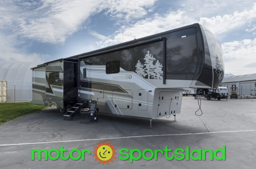 2025 CrossRoads Redwood RW401LK - Image 1