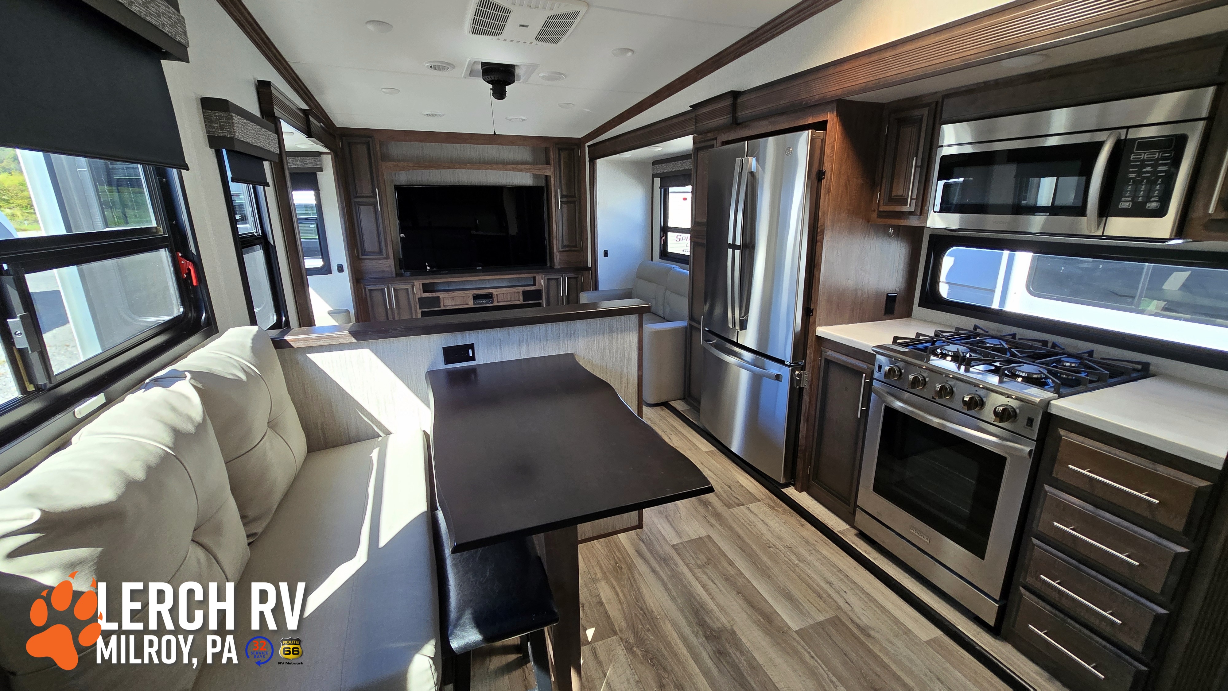 2021 KZ RV Durango D326RLT - Image 38