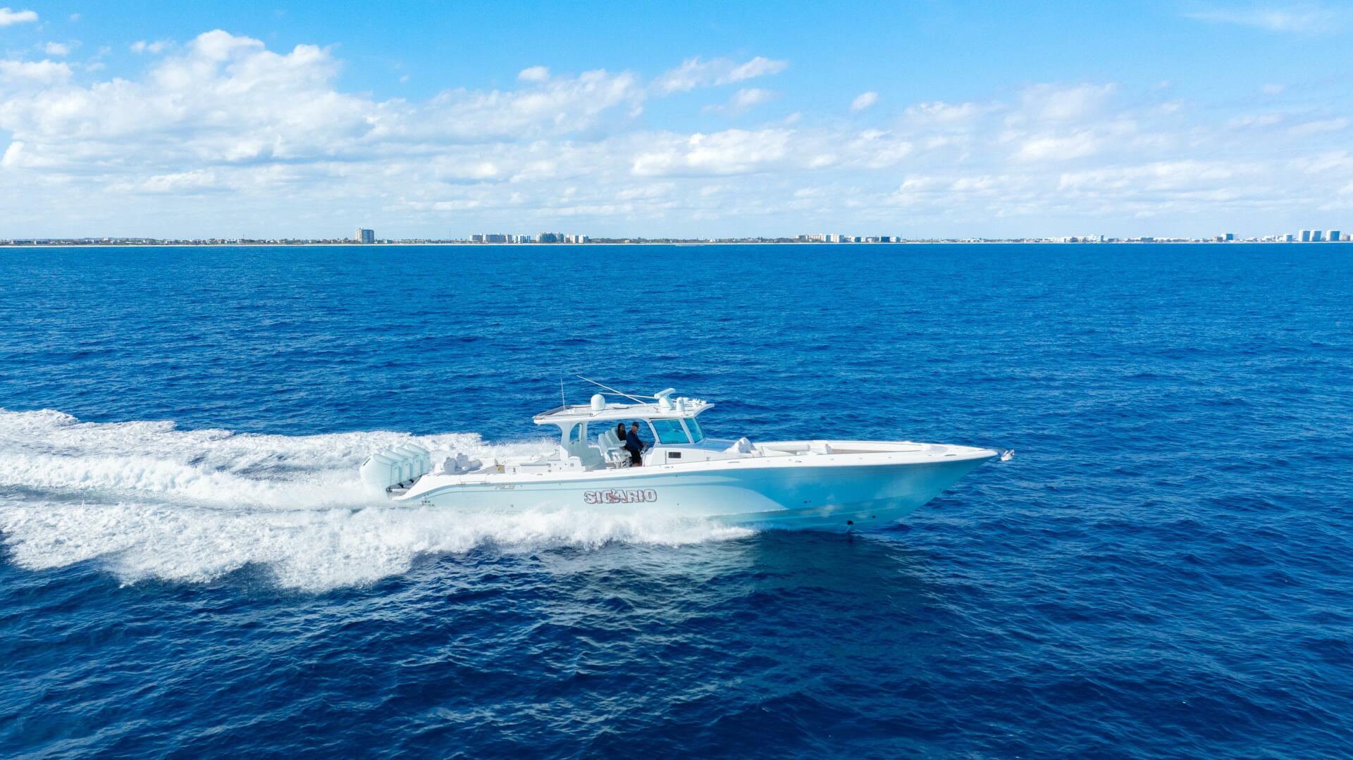2024 HCB 53 Suenos RXV - Image 24