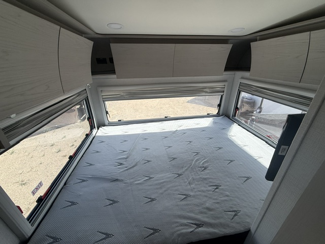2025 Grand Design Serenova 160LG - Image 11