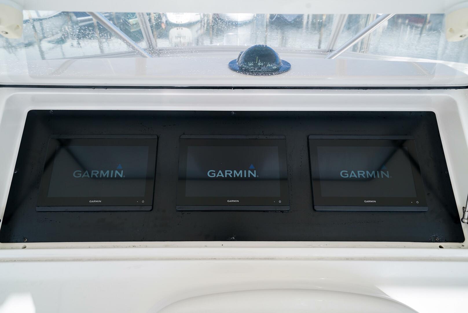 2007 Viking 45 Convertible - Image 39