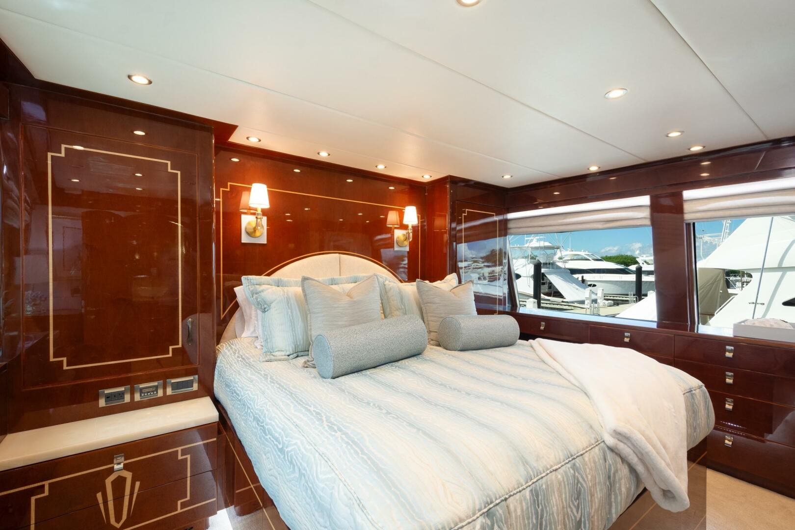2014 Hargrave Sky Lounge - Image 25