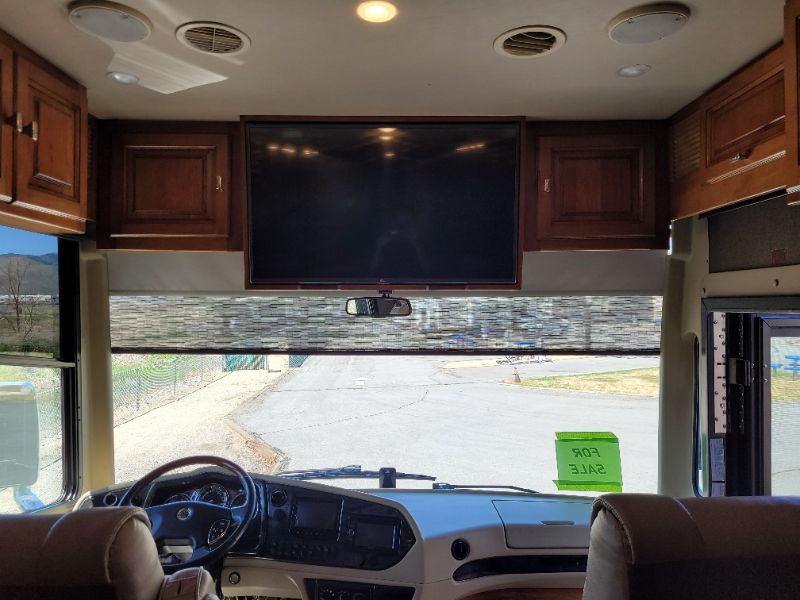 2016 Tiffin Allegro Bus 45 OP - Image 8