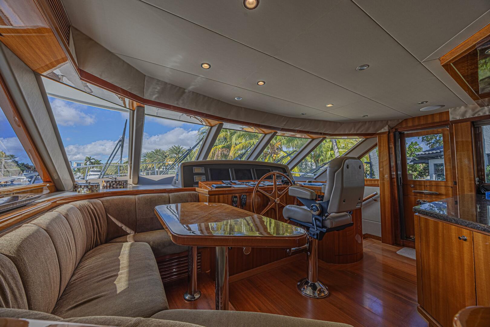 2010 Ocean Alexander 74 Motoryacht - Image 42