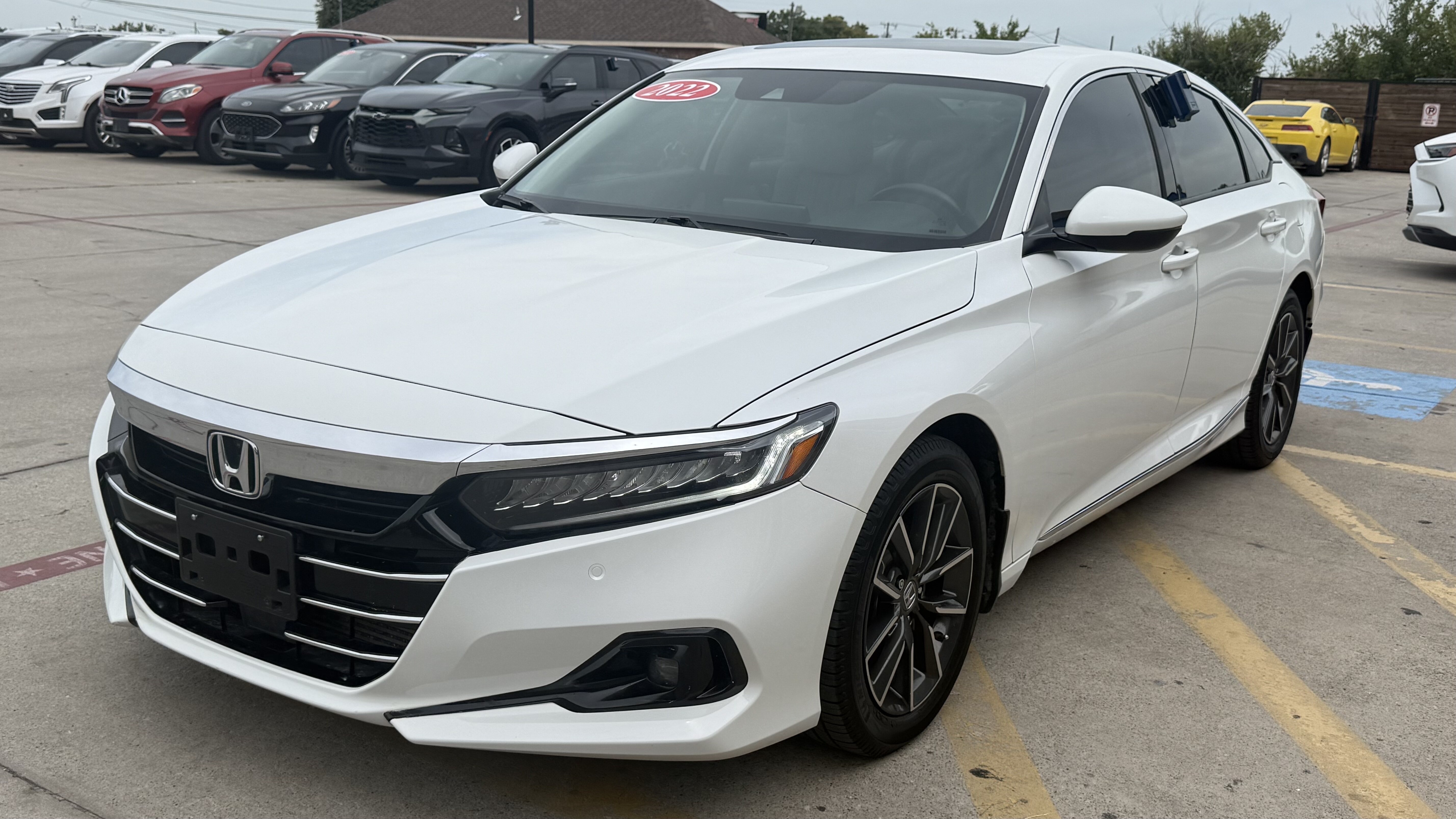 2022 Honda Accord Sedan 4D EX-L - Image 1