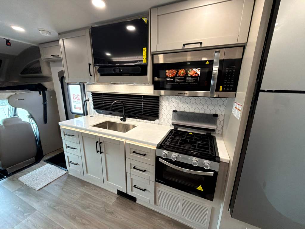 2027 ENTEGRA COACH ODYSSEY 29V - Image 10