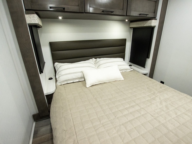 2026 Jayco Greyhawk 29MV - Image 20