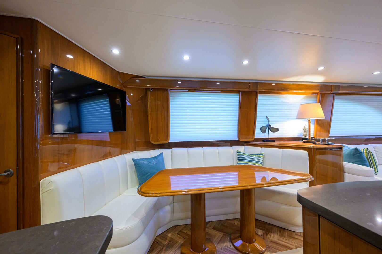 2014 Viking 76 Enclosed Bridge - Image 13