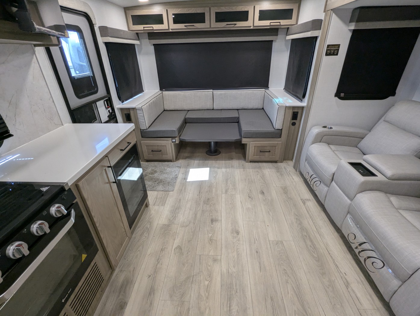 2027 Forest River Rockwood Ultra Lite 2618RD - Image 24