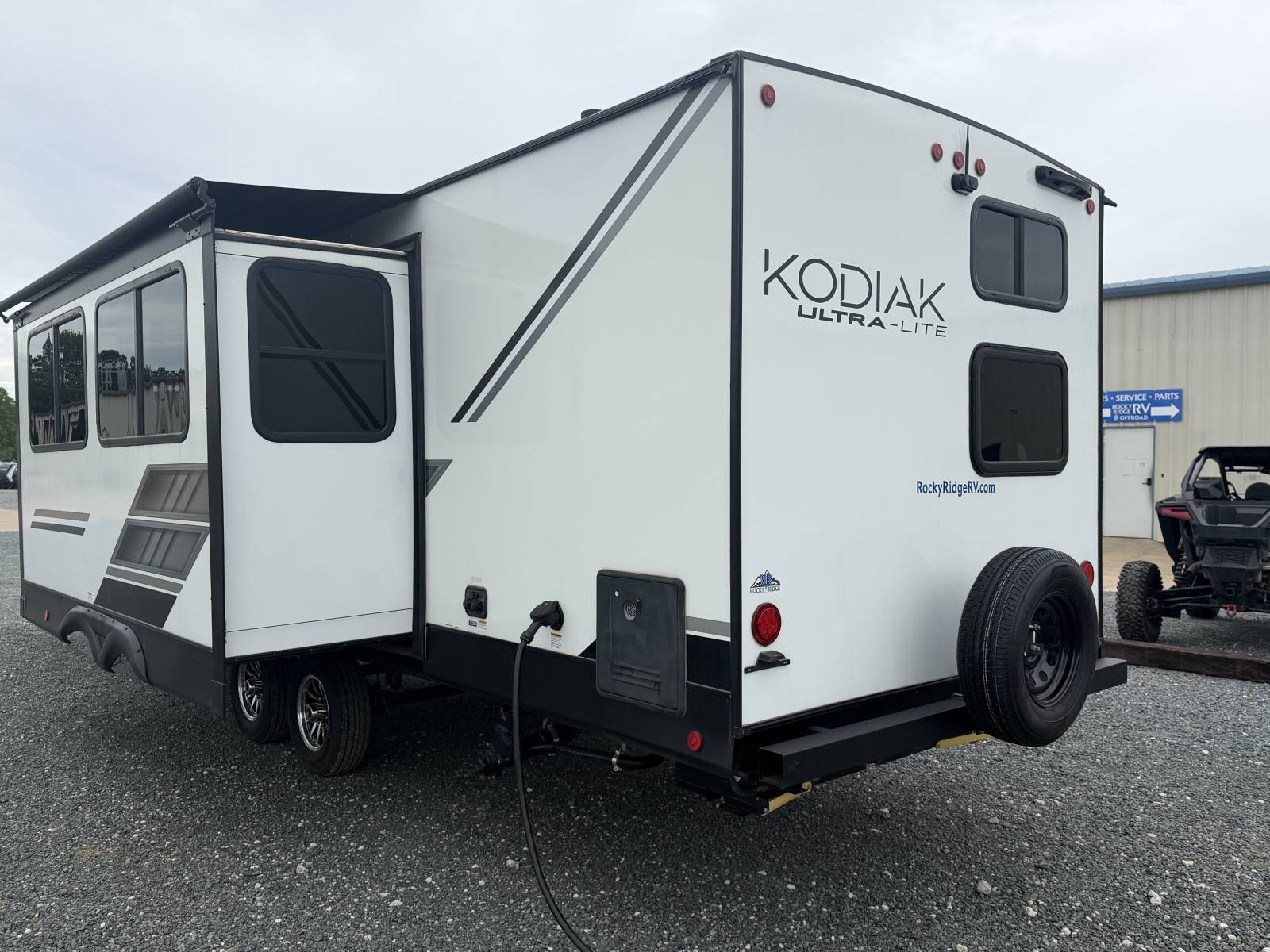 2024 Dutchmen Kodiak Ultra-Lite Ultra-Lite 302BHSL - Image 5