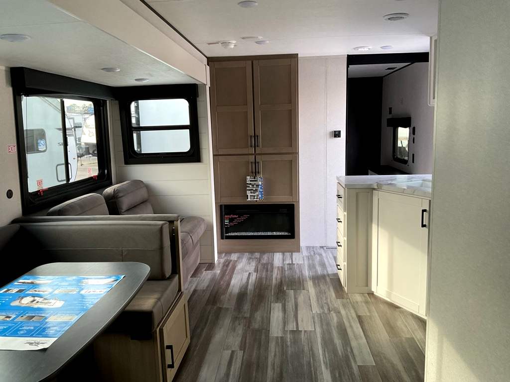 2026 JAYCO Jay Flight 325 BHT SLX - Image 7