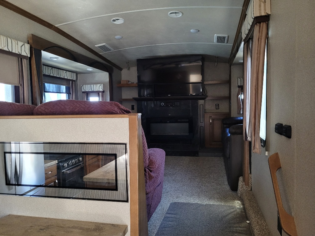 2019 Forest River Cedar Creek Hathaway Edition 38FLX - Image 9