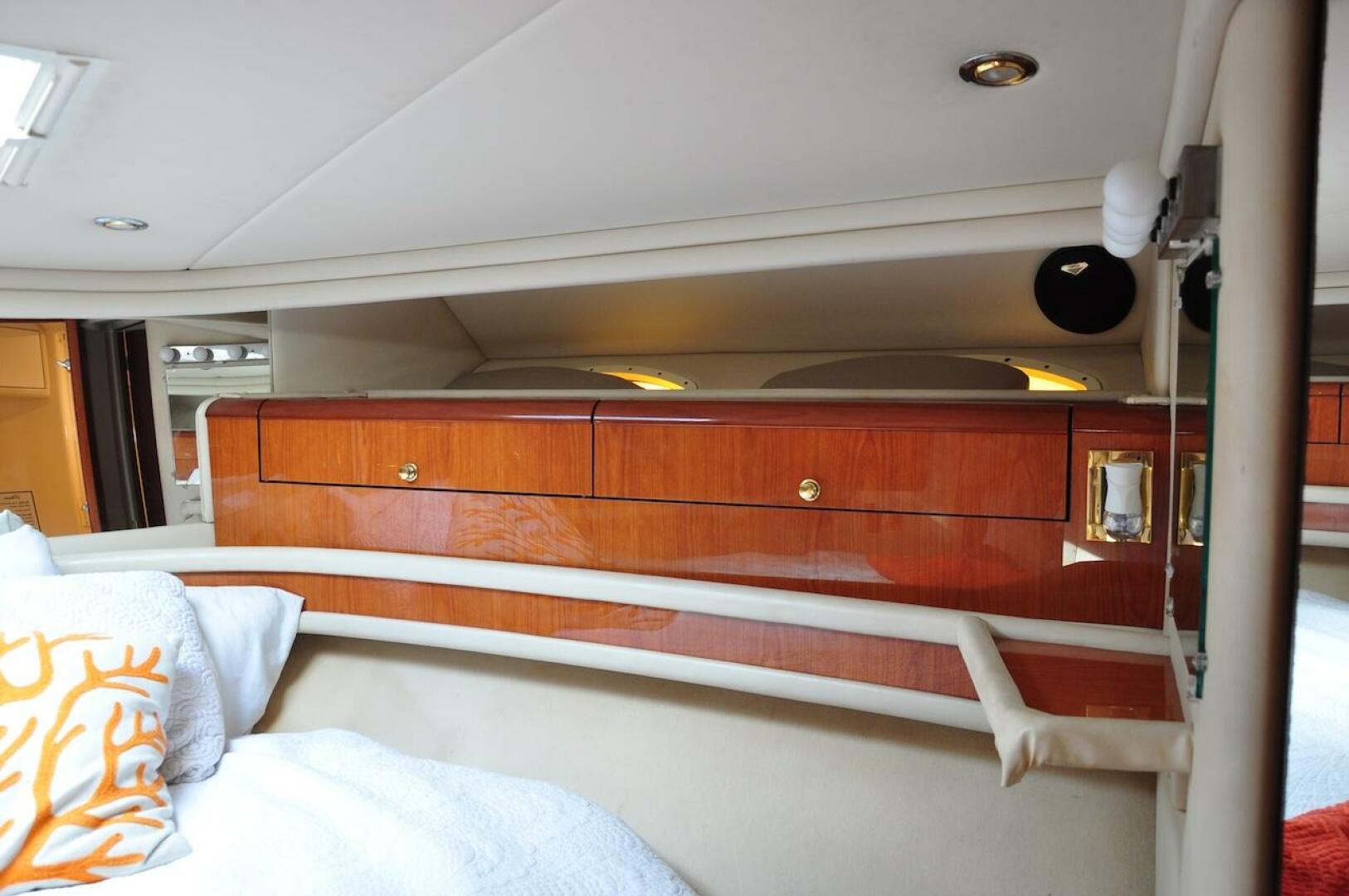 1998 Sea Ray 480 Sedan Bridge - Image 55