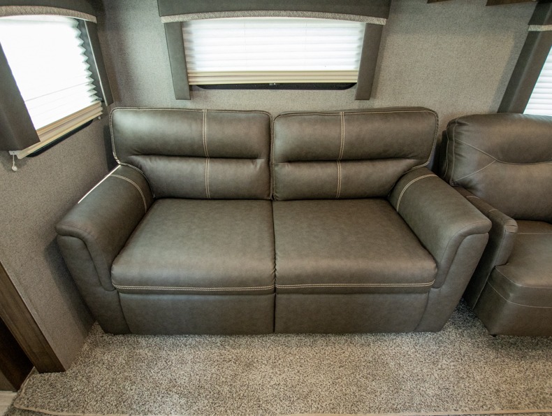 2019 Forest River Rockwood Ultra Lite 2604WS - Image 7