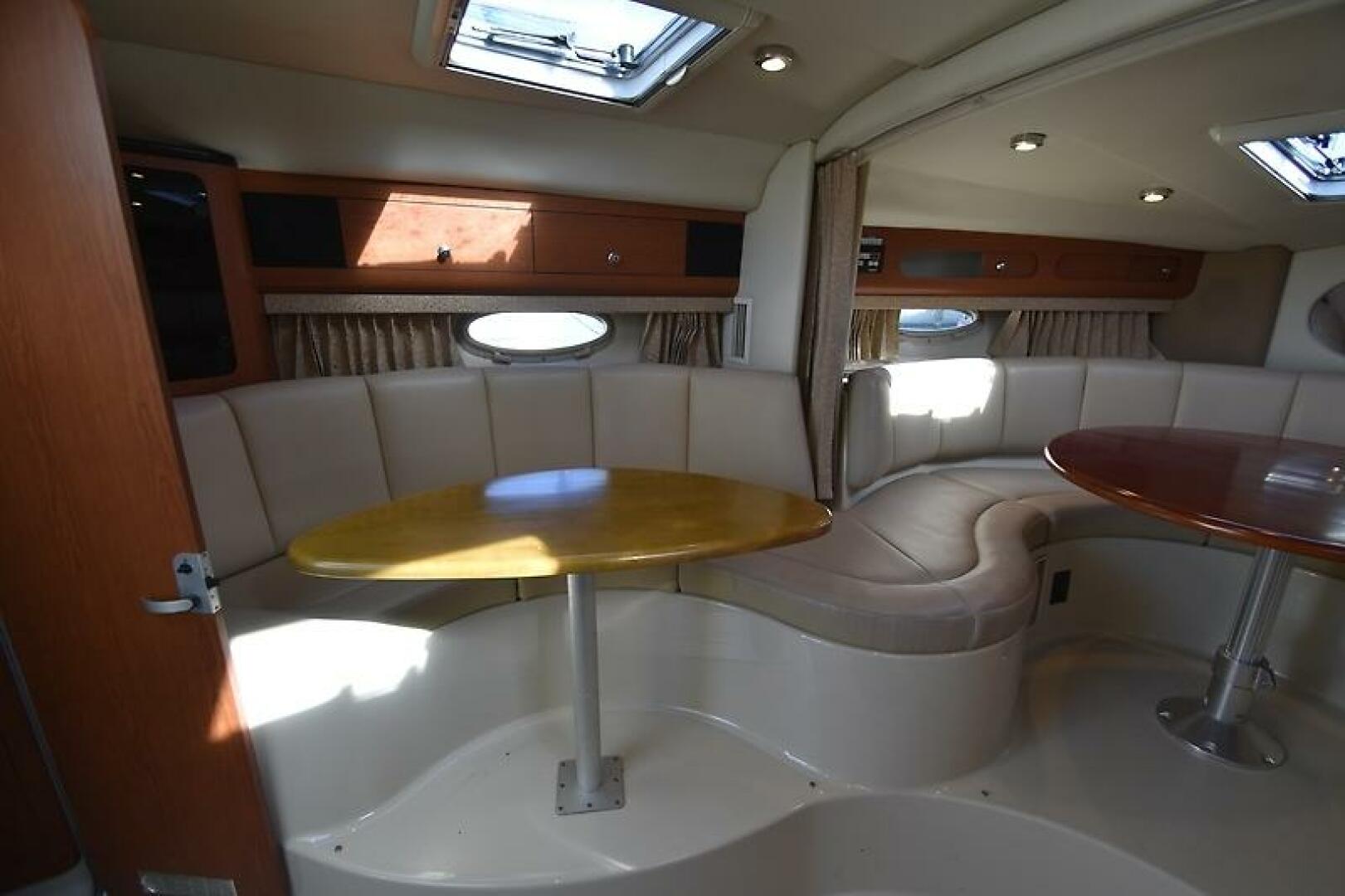 2003 Chaparral Signature 320 - Image 30