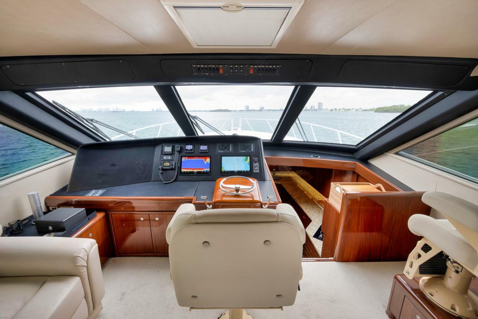 2007 Viking 52 Sport Coupe - Image 15