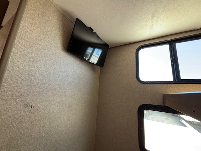 2018 SPRINGDALE SUMMERLAND 2960BH - Image 29