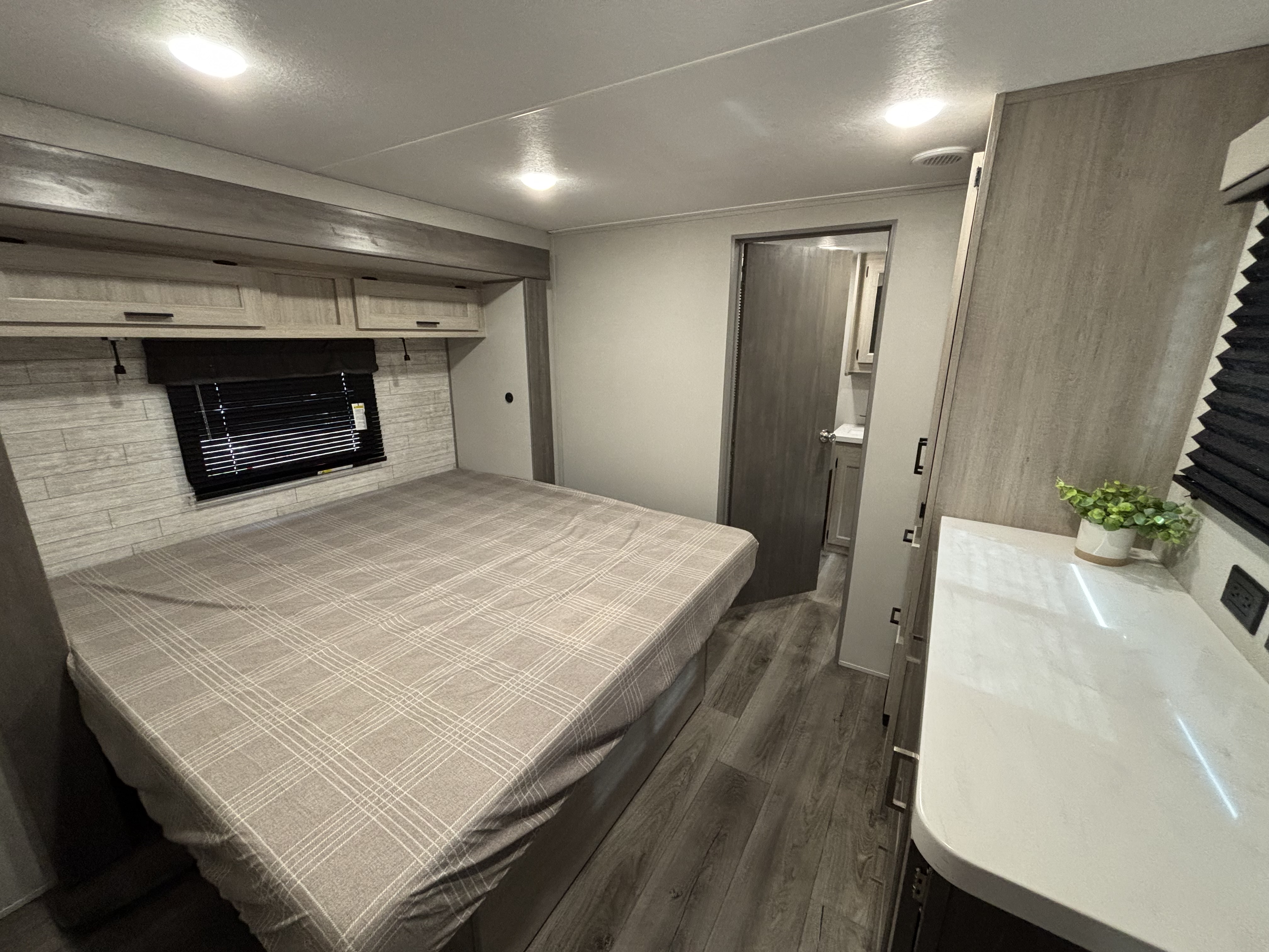 2026 Coachmen Catalina Destination Series 44CONDO - Image 20
