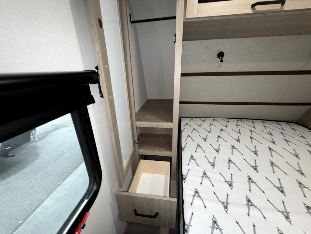 2026 GRAND DESIGN IMAGINE 2300MK - Image 28
