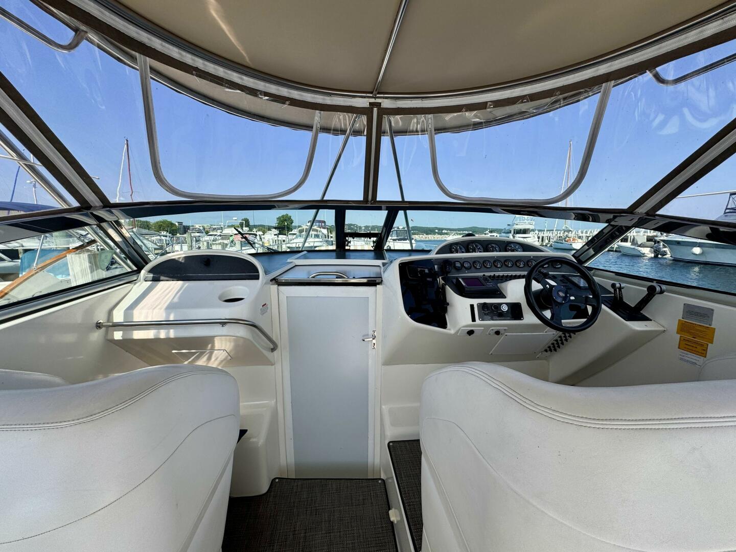 1996 Wellcraft 45 Excalibur - Image 14