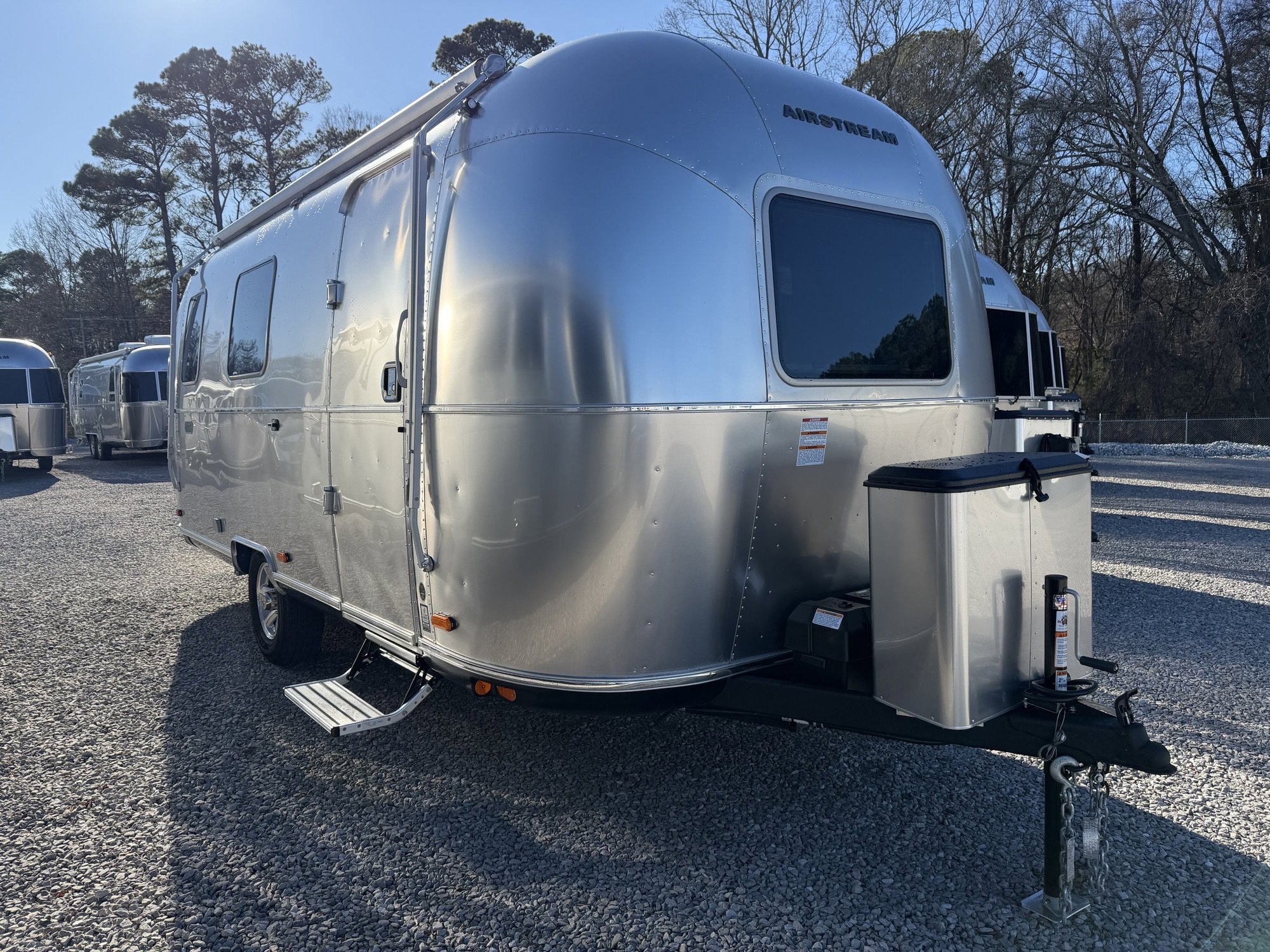 2026 AIRSTREAM WORLD TRAVELERUSA 22RB - Image 1
