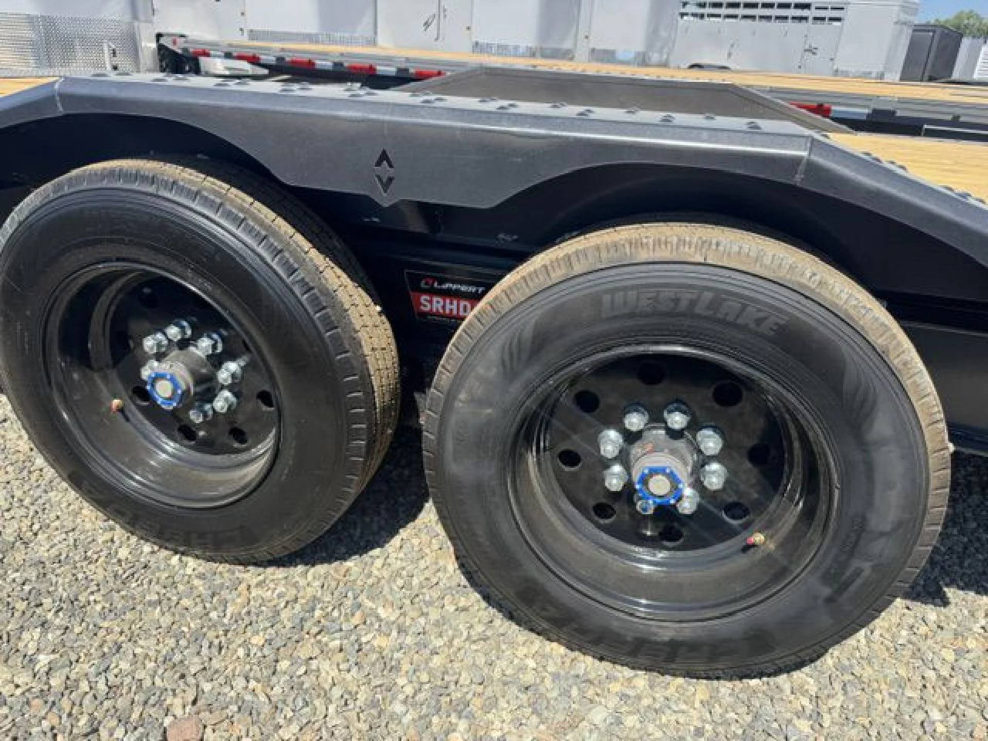 2026 DIAMOND C TRAILERS DIAMOND C HXD208 GN L24X102 18K PRO TILT - Image 3