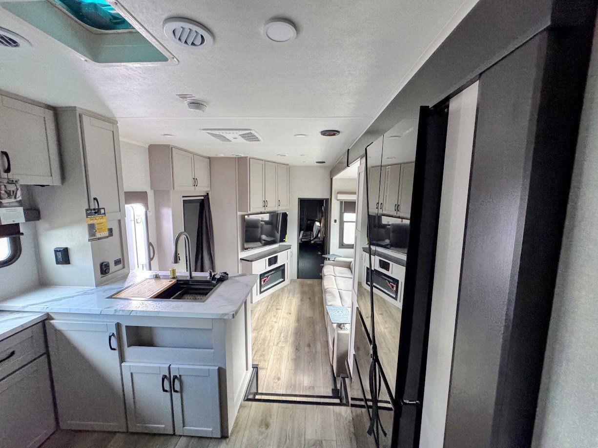 2026 JAYCO SEISMIC 413 - Image 52