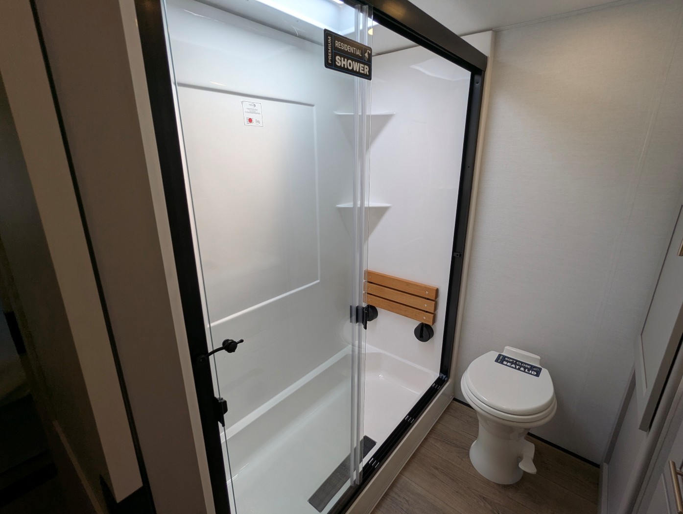 2026 Alliance RV Paradigm 340RL - Image 25