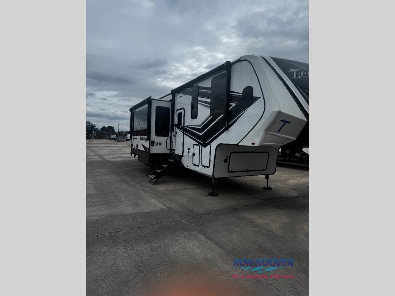 2023 GRAND DESIGN 395 - Image 2