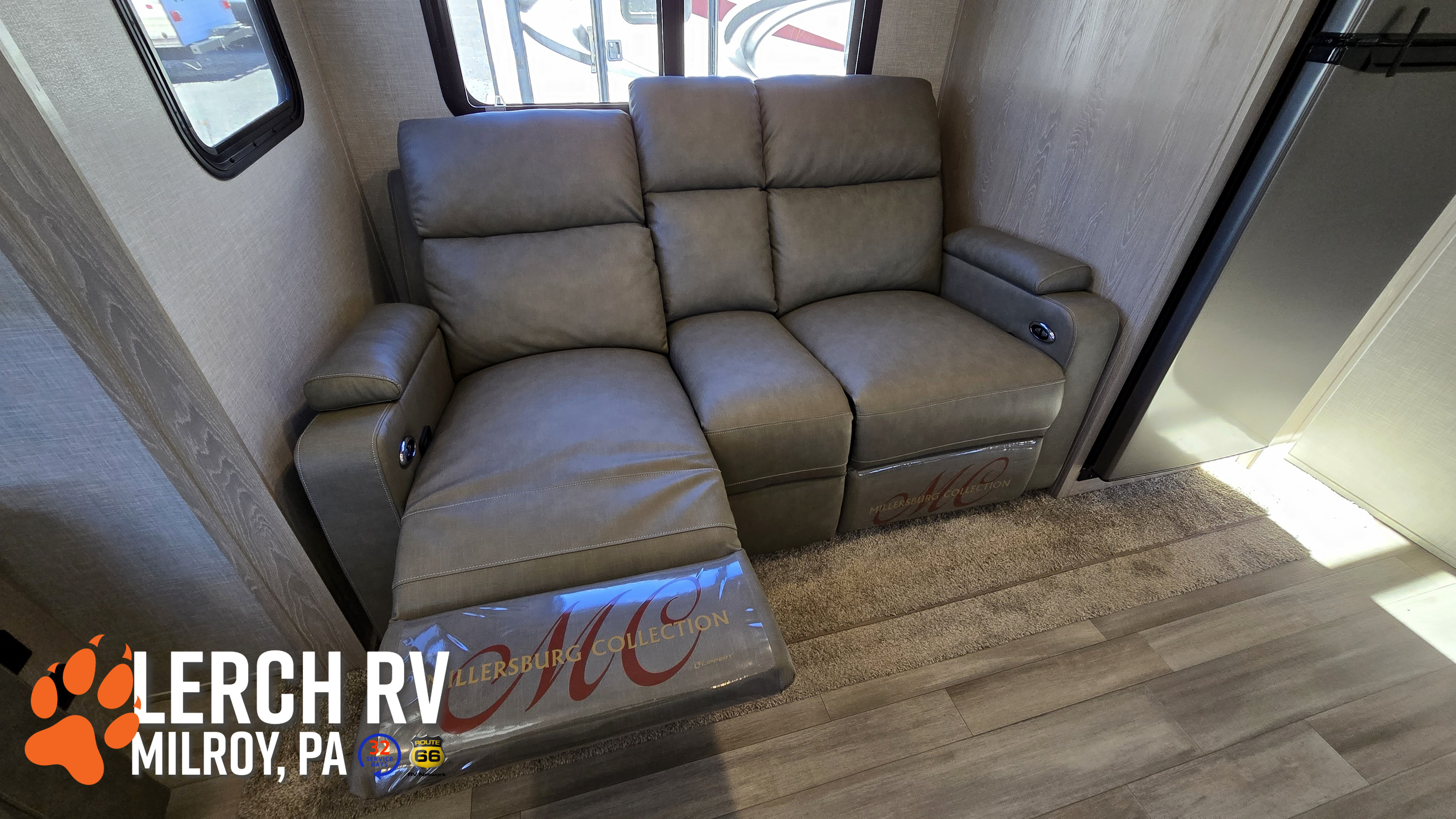 2022 Forest River Rockwood Ultra Lite 2613BS - Image 16
