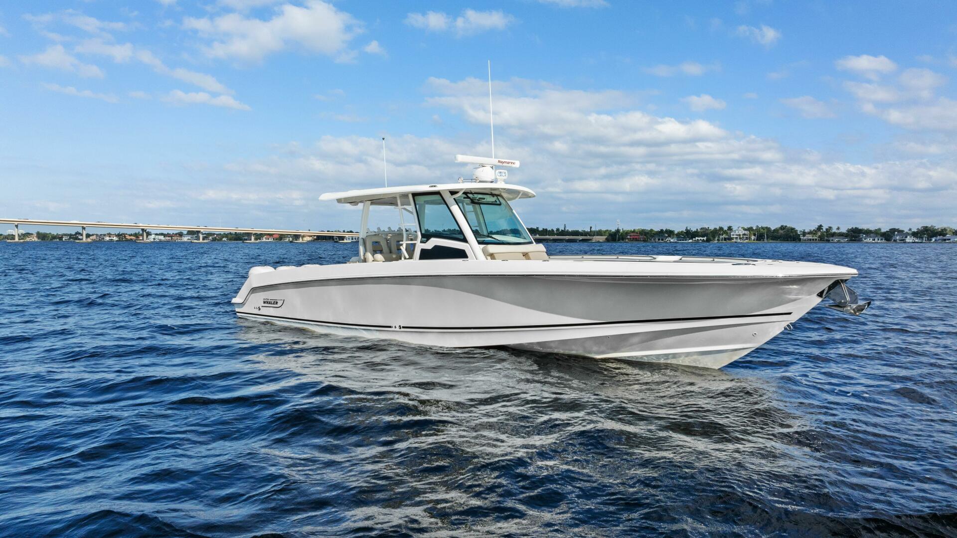 2019 Boston Whaler 380 Outrage - Image 36