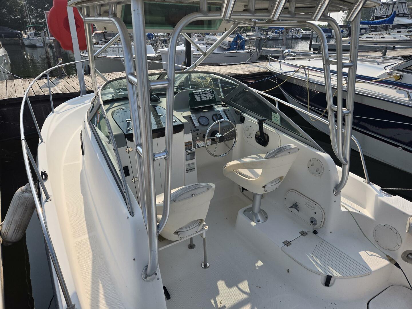 2004 Bayliner - Image 6