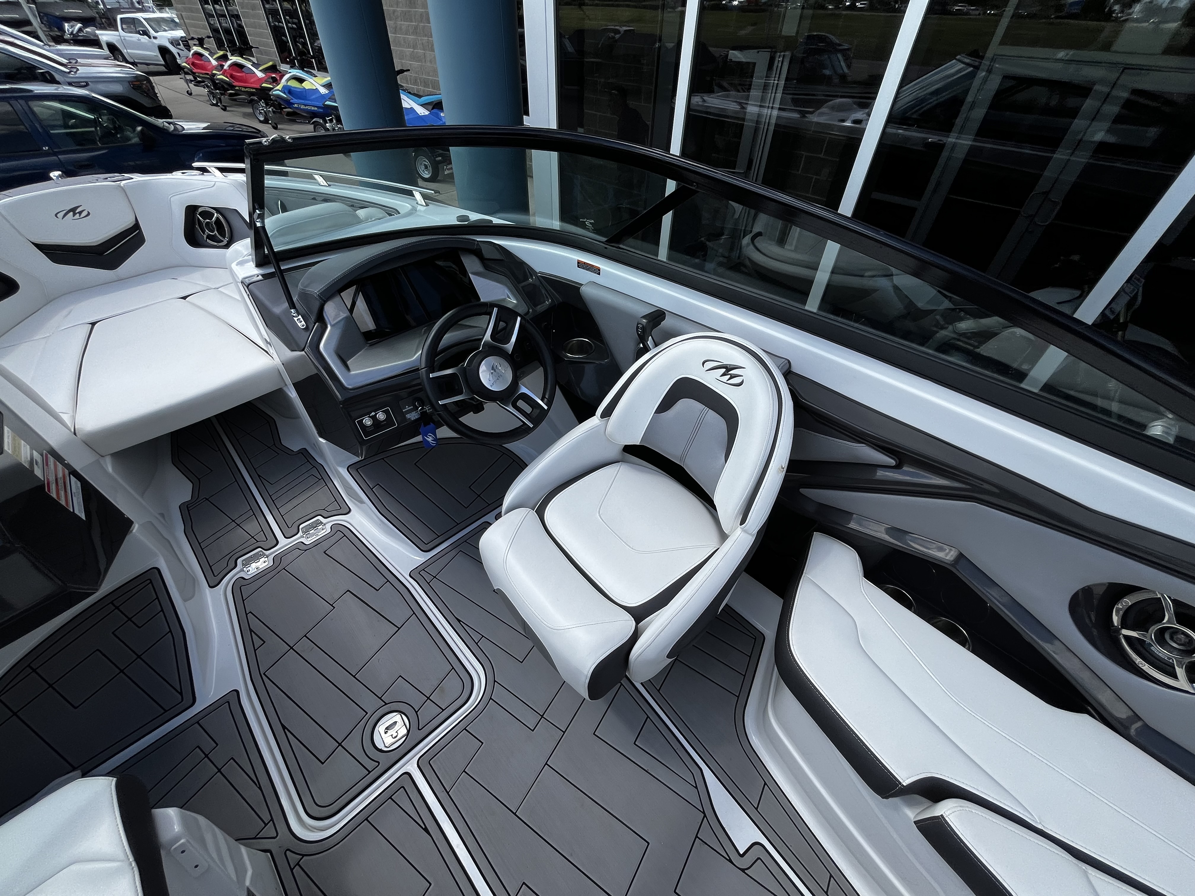 2018 Monterey 238SS - Image 18