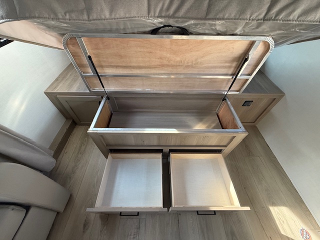 2026 Forest River Rockwood Mini Lite 2109S - Image 17
