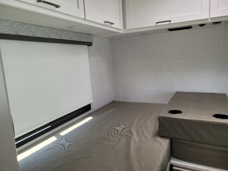 2026 Thor Motor Coach Four Winds 25Z - Image 20