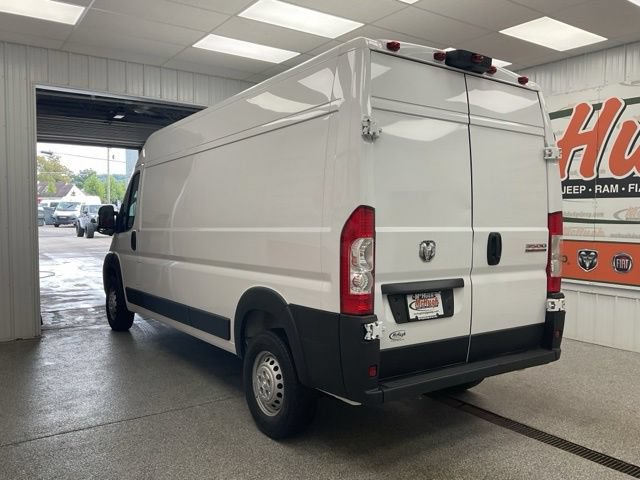 2025 Ram ProMaster Cargo Van Tradesman - Image 9