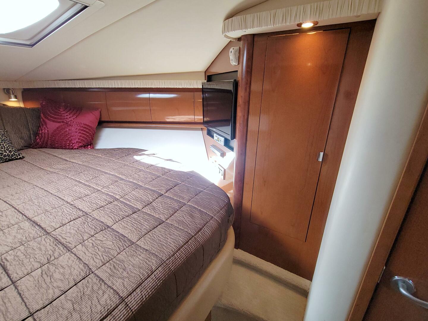 2009 Sea Ray 44 Sundancer - Image 45
