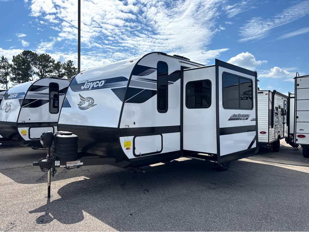 2026 JAYCO JAY FEATHER AIR 19MBS - Image 3
