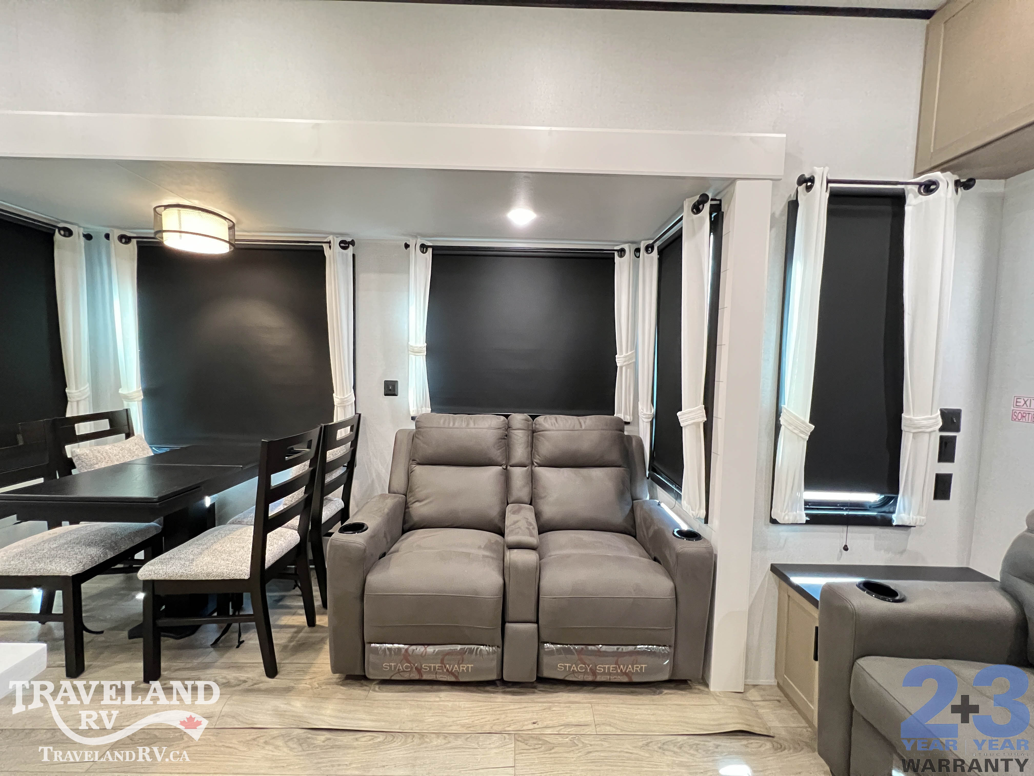 2026 Jayco Jay Flight Bungalow 40DLFT - Image 12