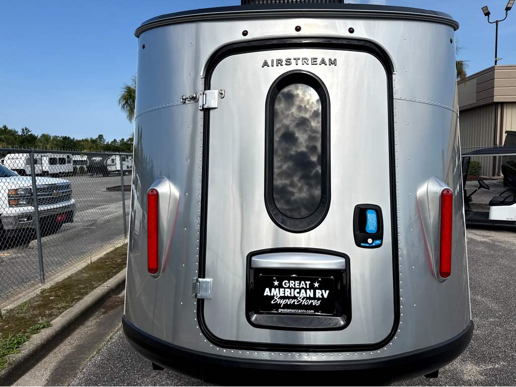 2026 AIRSTREAM Basecamp 20XE - Image 6